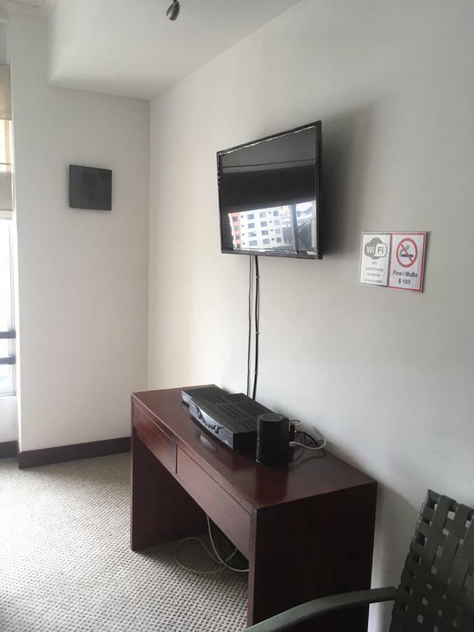 Suites Parque Real 基多 外观 照片